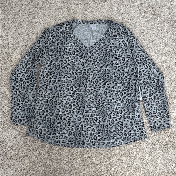 NWT Chico's Zenergy Soft Cotton Essentials Animal Print Grey/Black Tunic 2/XL - Picture 1 of 7